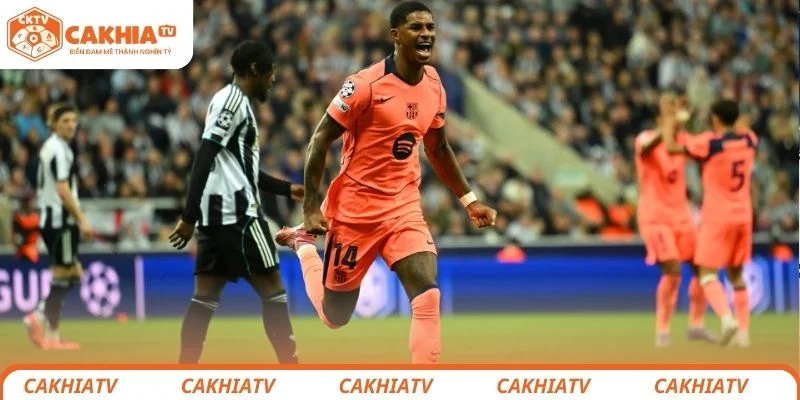 Nhận định chi tiết tình hình lực lượng 2 đội Barcelona vs Newcastle United